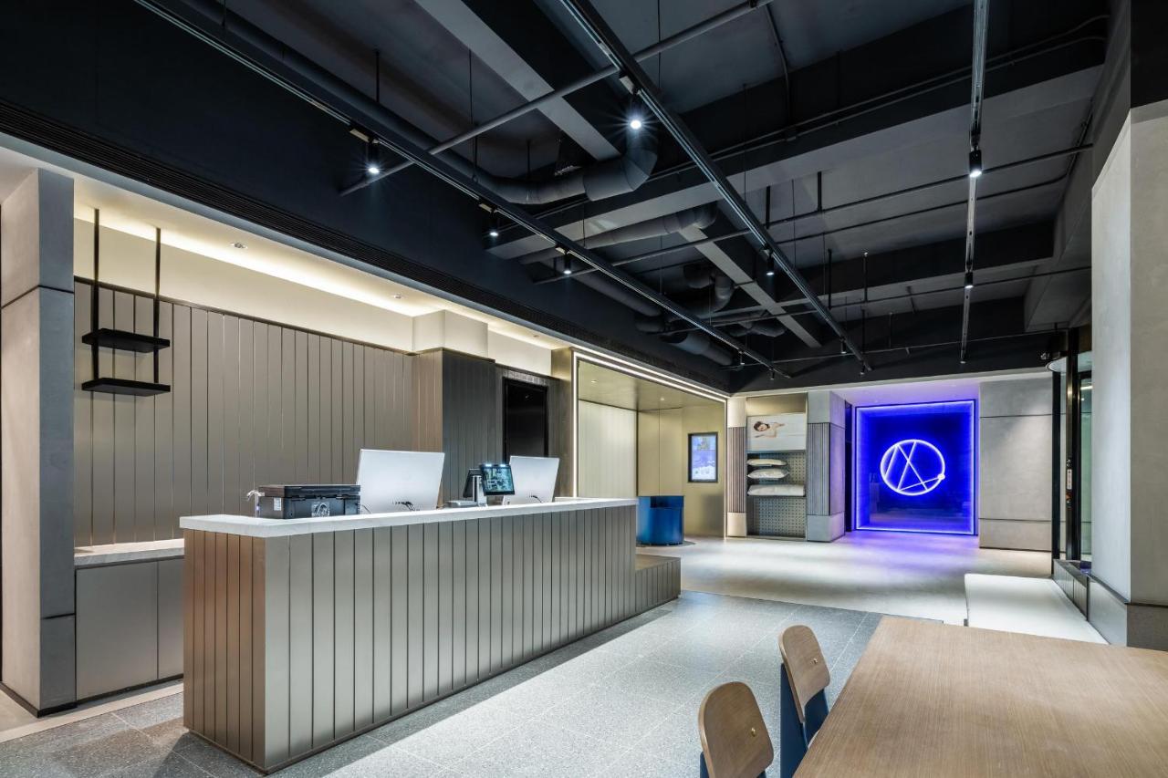 Hotel Atour Light Minhang Maqiao 3*
